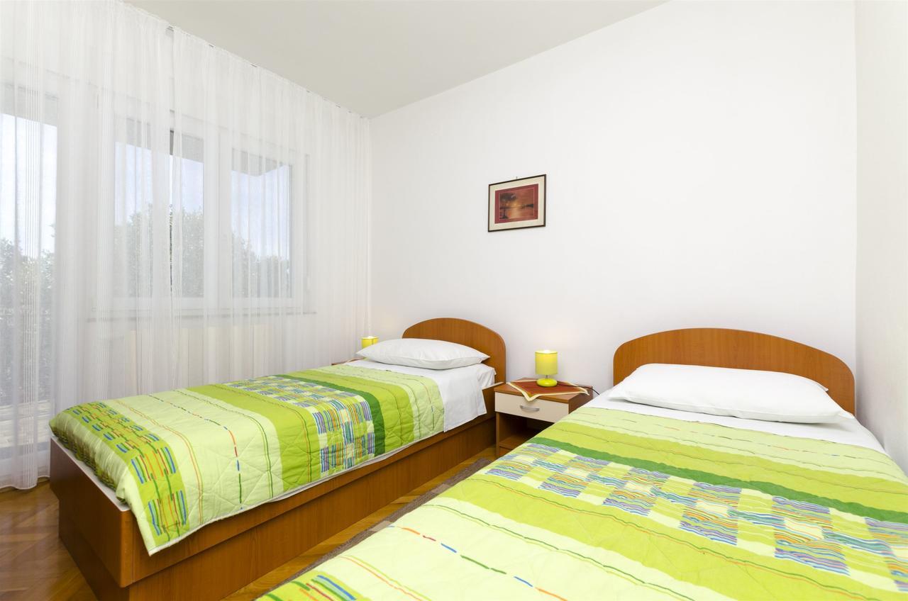 Apartments Karmela Primošten Εξωτερικό φωτογραφία
