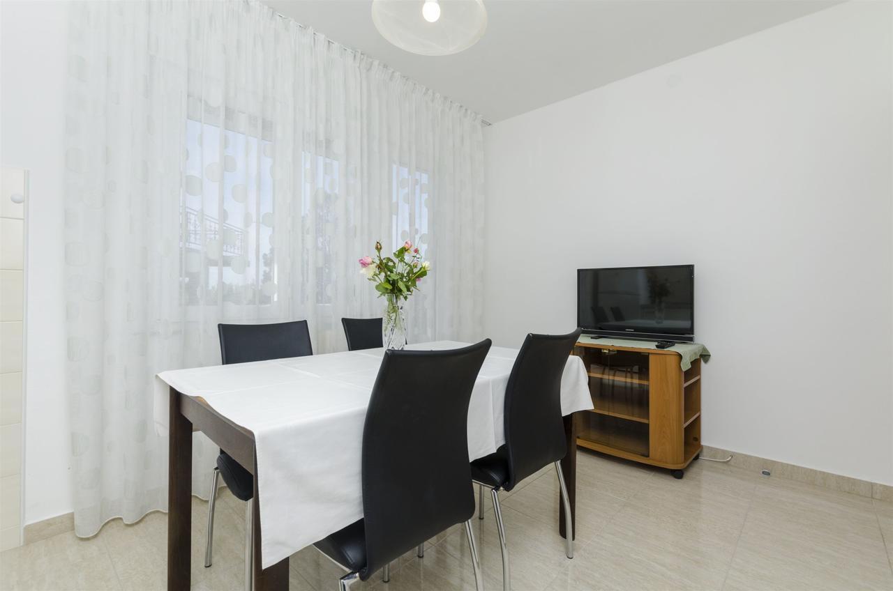 Apartments Karmela Primošten Εξωτερικό φωτογραφία
