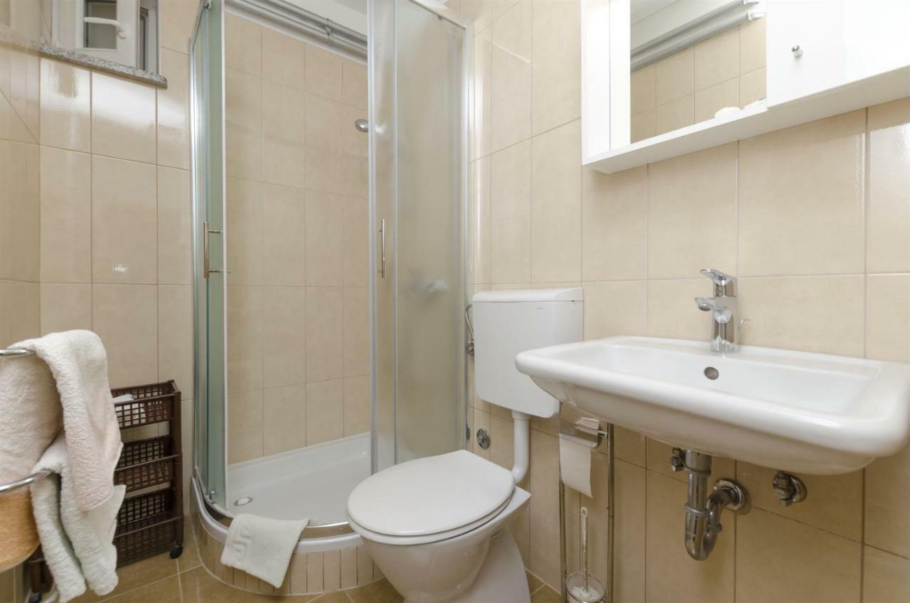 Apartments Karmela Primošten Εξωτερικό φωτογραφία
